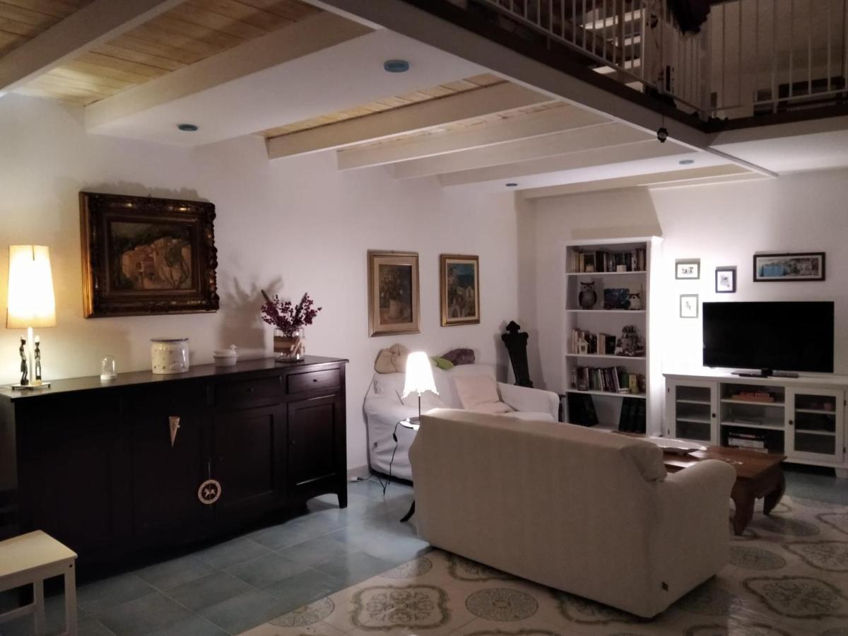 דירות פוזולי A Casa Di Monica מראה חיצוני תמונה